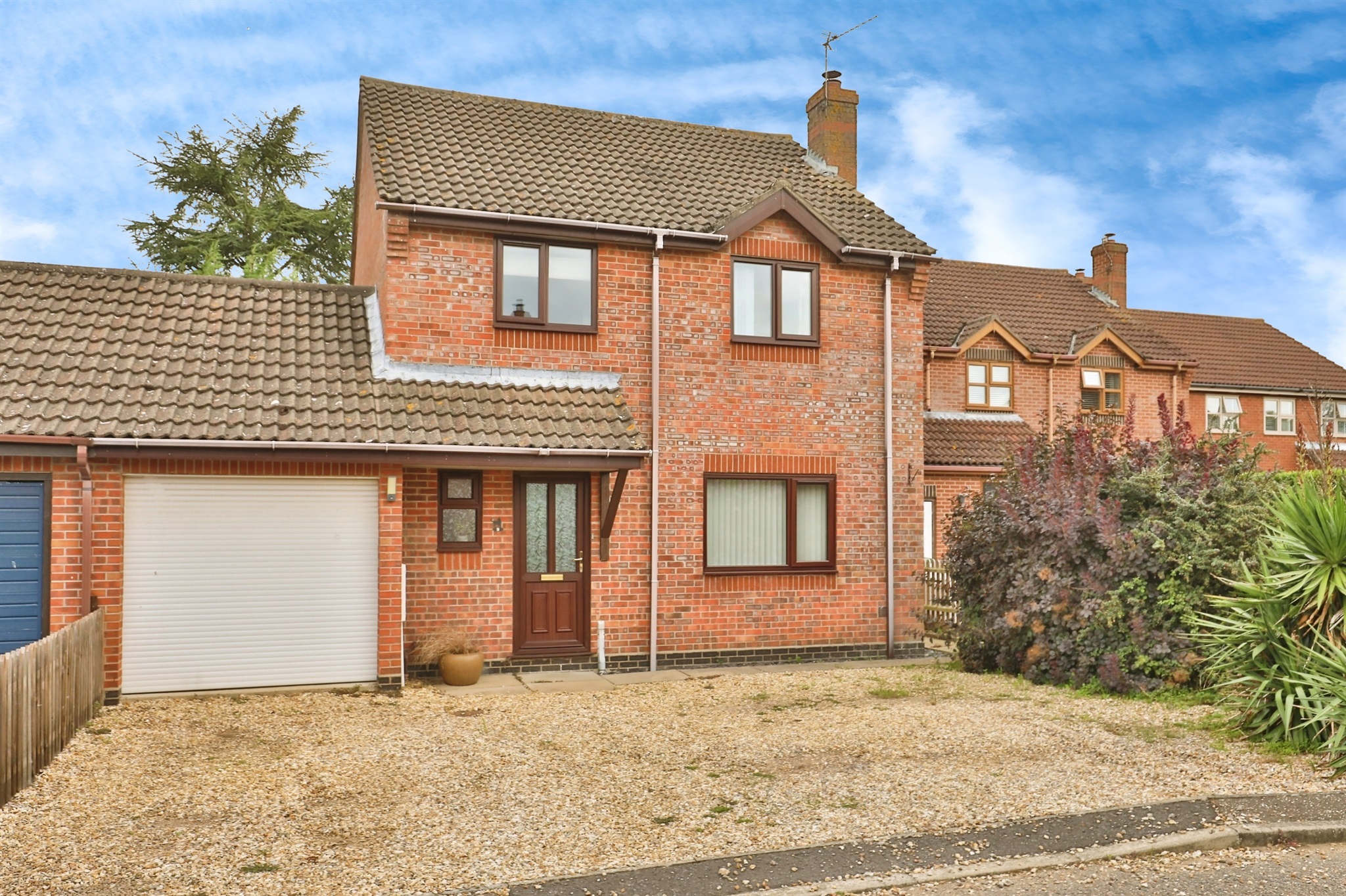 3-bed house on 9, Two Fields Way, Dereham, £295,000