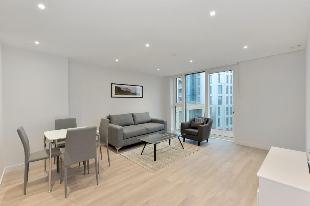 1-bed flat on Theshoreline Building, 42,Flat 43, Newnton Close, London, £450,000
