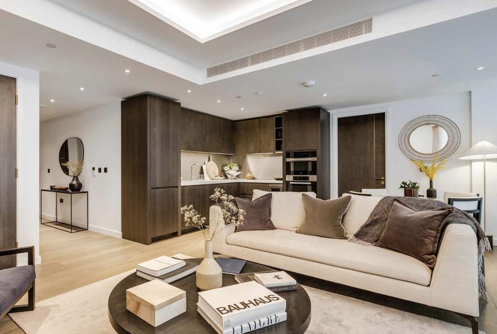 3 bedroom flat for sale 0