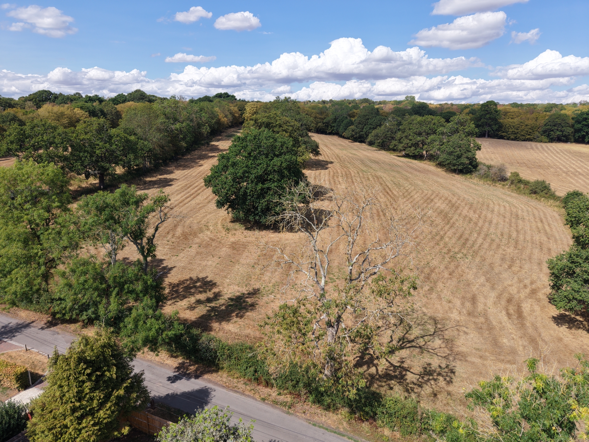 3 Nutwood Cottage, West End Road, Broxbourne, EN10 7QN - listing photo