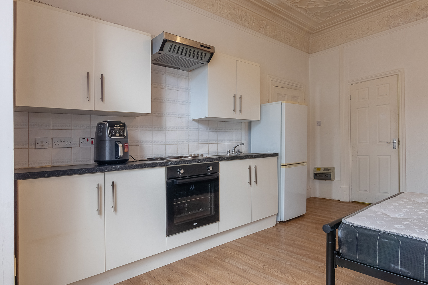 block of flats for sale 0