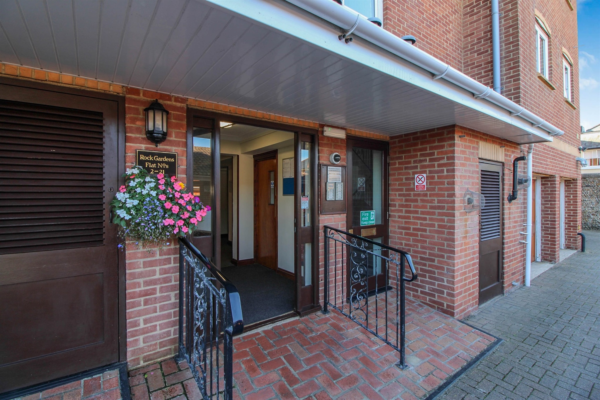 Photos of Rock Gardens, Bognor Regis PO21 65882239 PrimeLocation