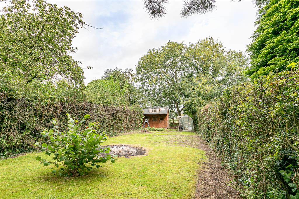 Free property report 112 Front Street, Lockington, YO25 9SH Chimnie