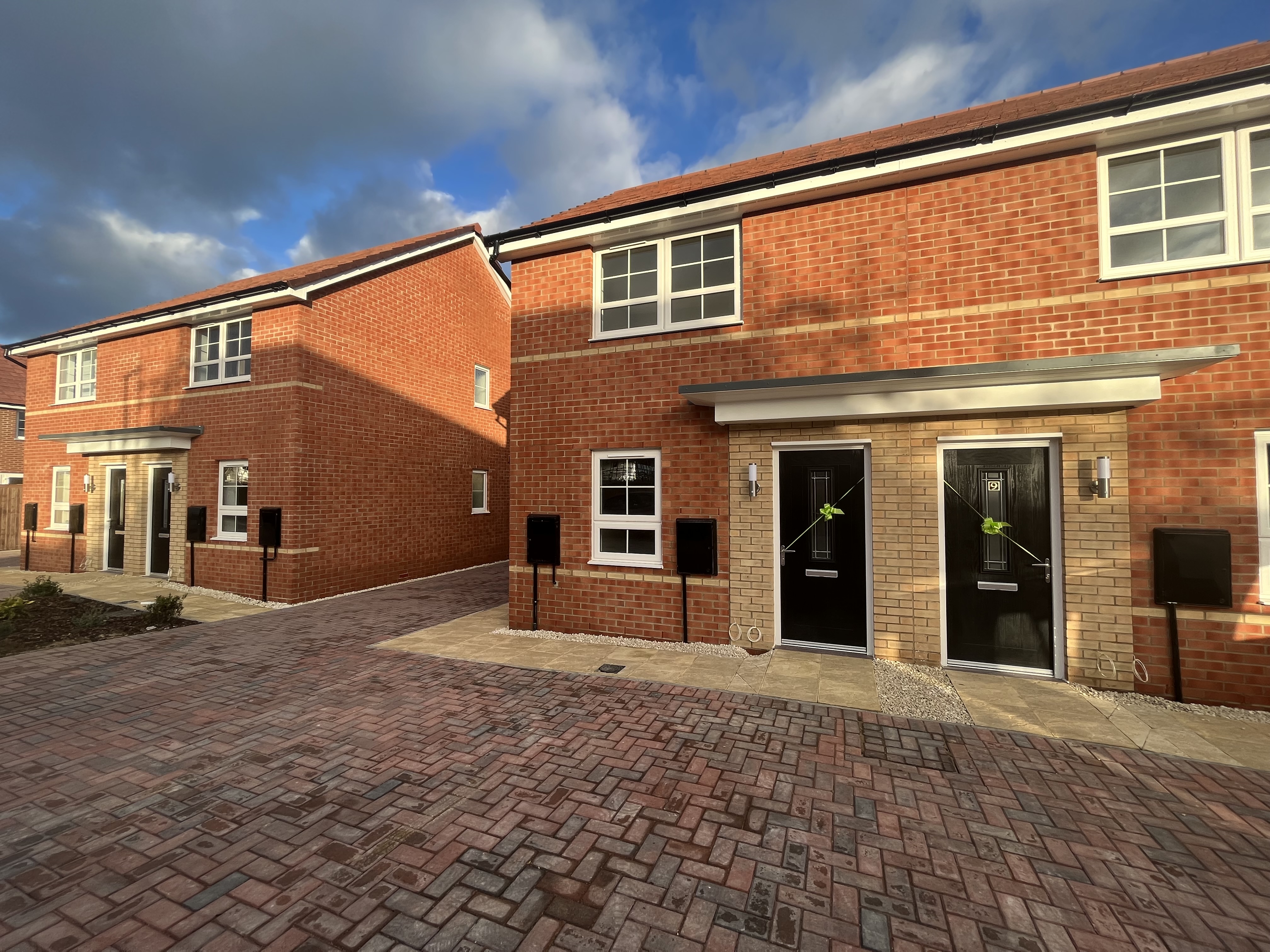 7, Fonthill Close, Peterborough photo 2