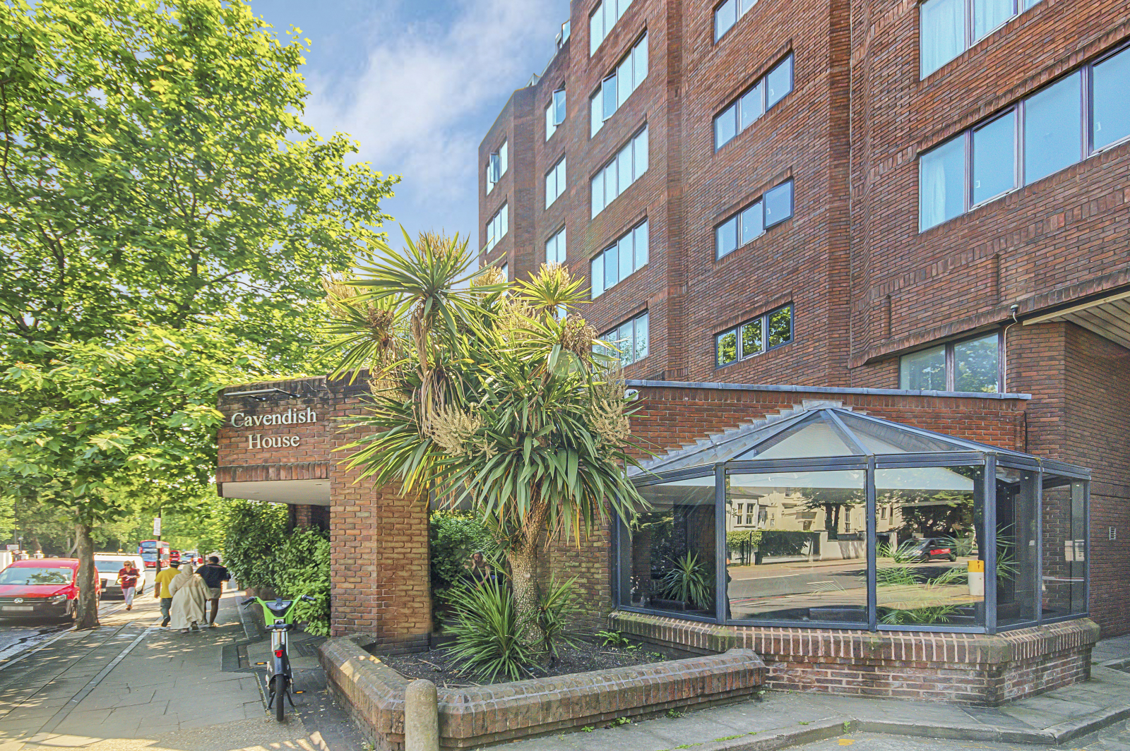 2 bedroom flat for sale 0