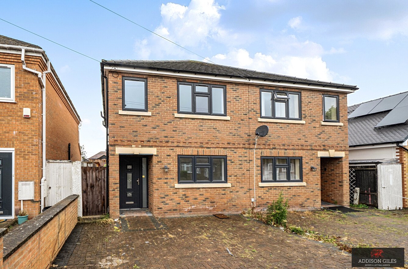 26, Hardy Avenue, Ruislip photo 2