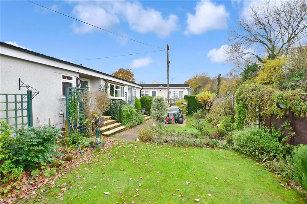 Photos of Broadway Park, Petersfield, Hampshire GU31 63442691