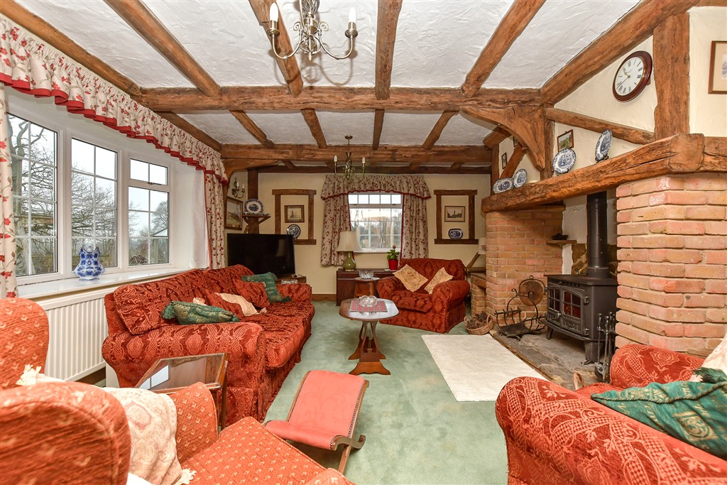 4 bedroom detached bungalow for sale 0