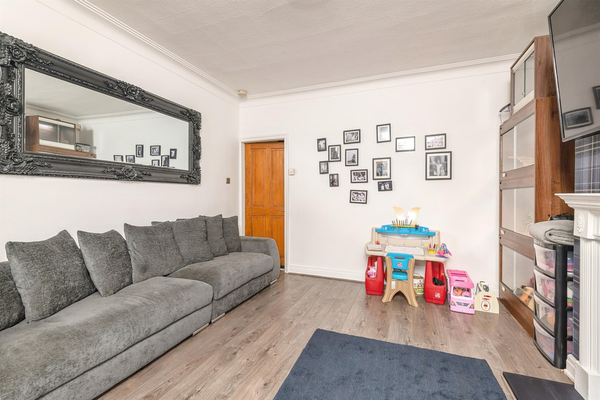 Photos of Bradford Road, Stanningley, Pudsey LS28 61877313