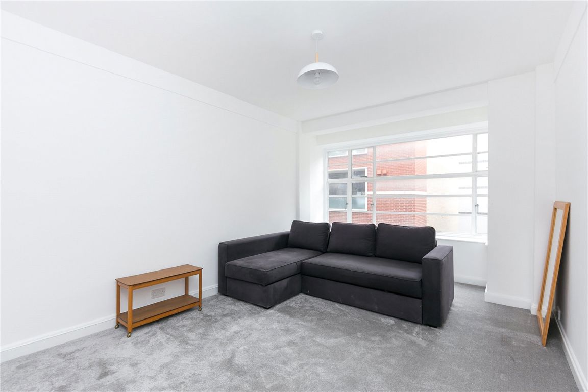 Flat 32, Vandon Court, 66-70, Petty France, London photo 4