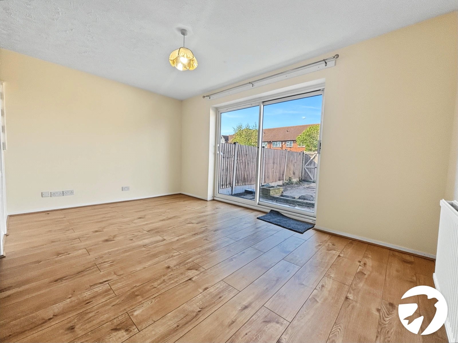 295, Knights Manor Way, Kent photo 2