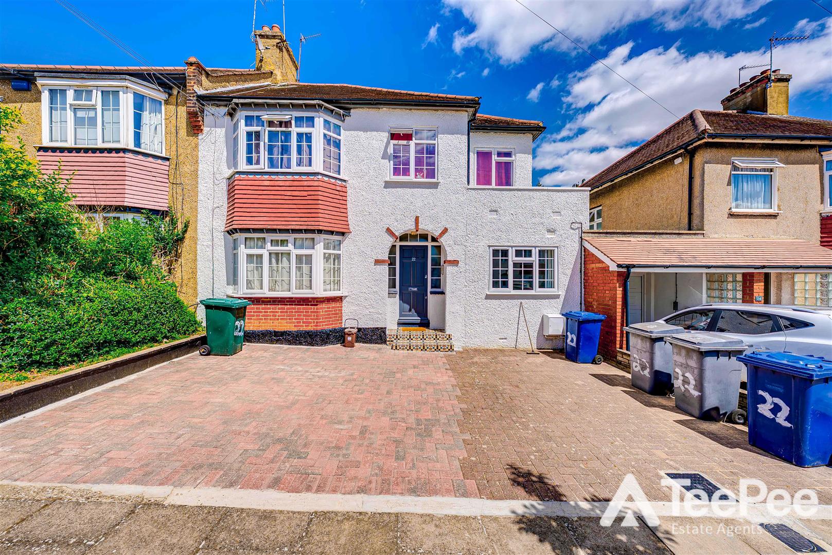 22a, Oakleigh Crescent, London photo 2