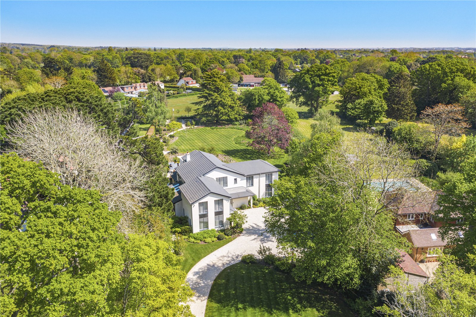 5 bedroom country house for sale 0