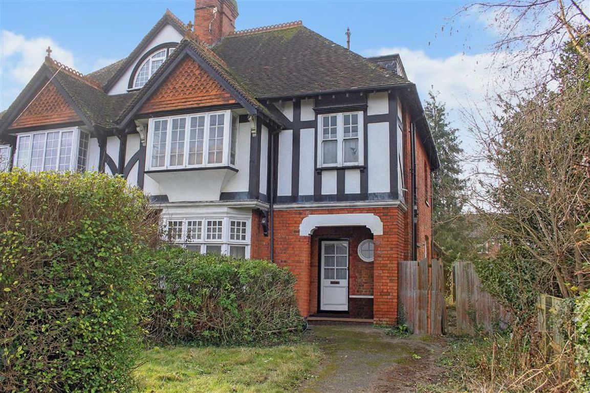 Photos of Furze Platt Road, Maidenhead, Berkshire SL6 54281355 PrimeLocation