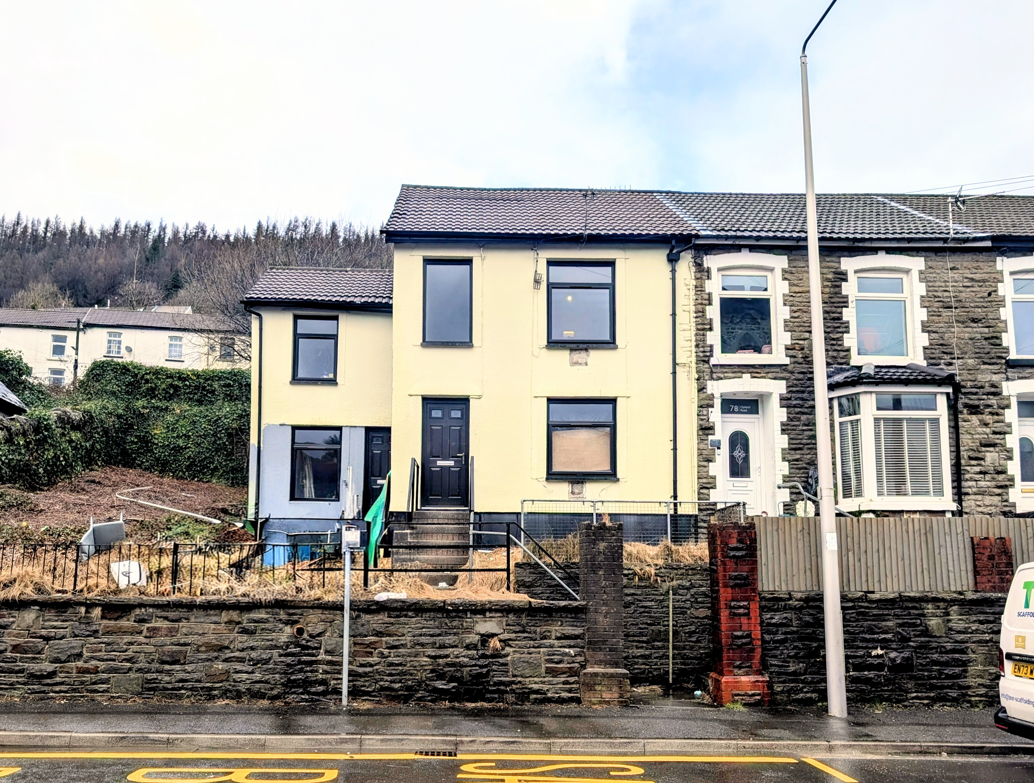 77A, Clydach Road, TONYPANDY photo 3