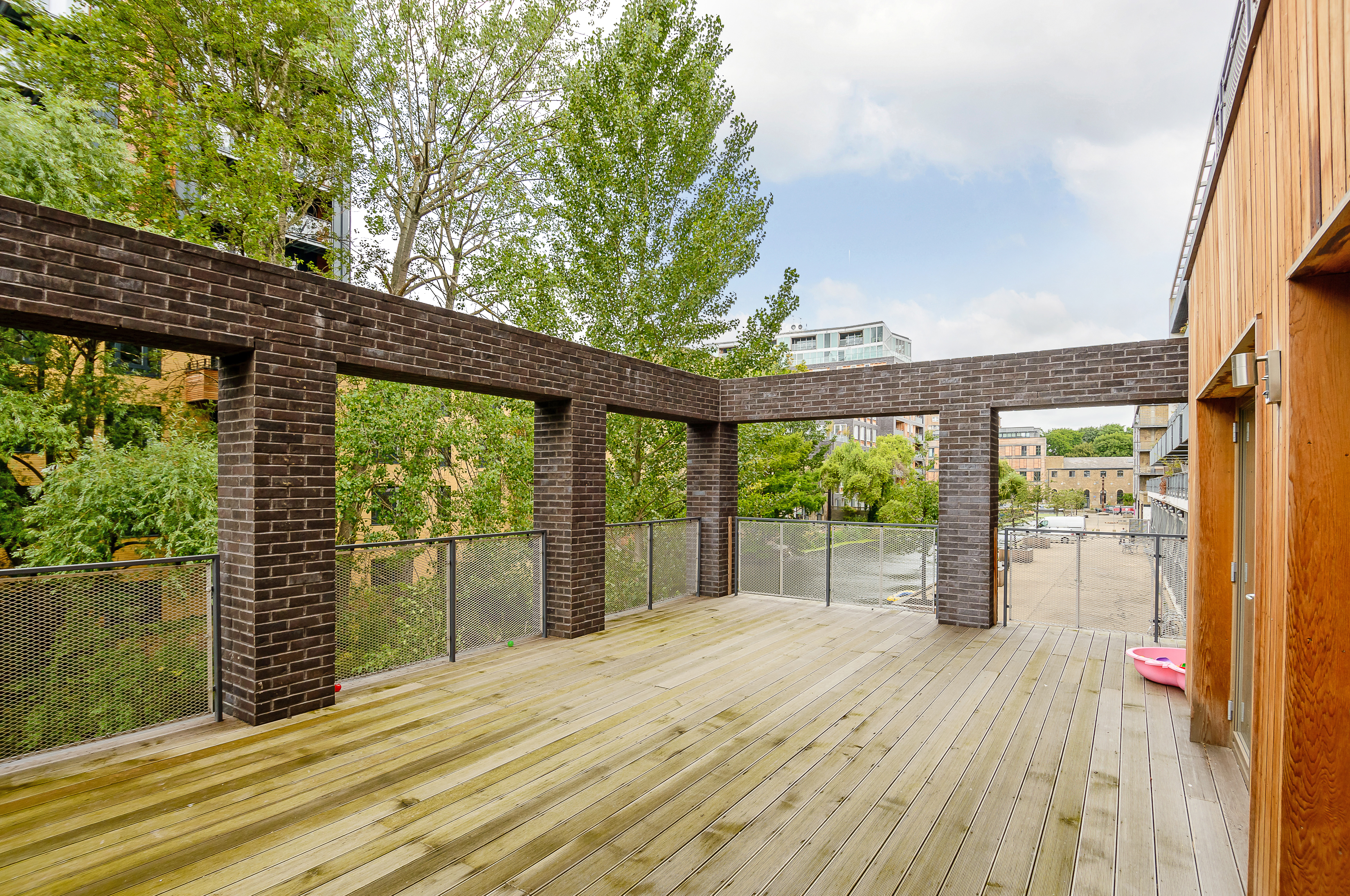 2 bedroom new flat for sale 0