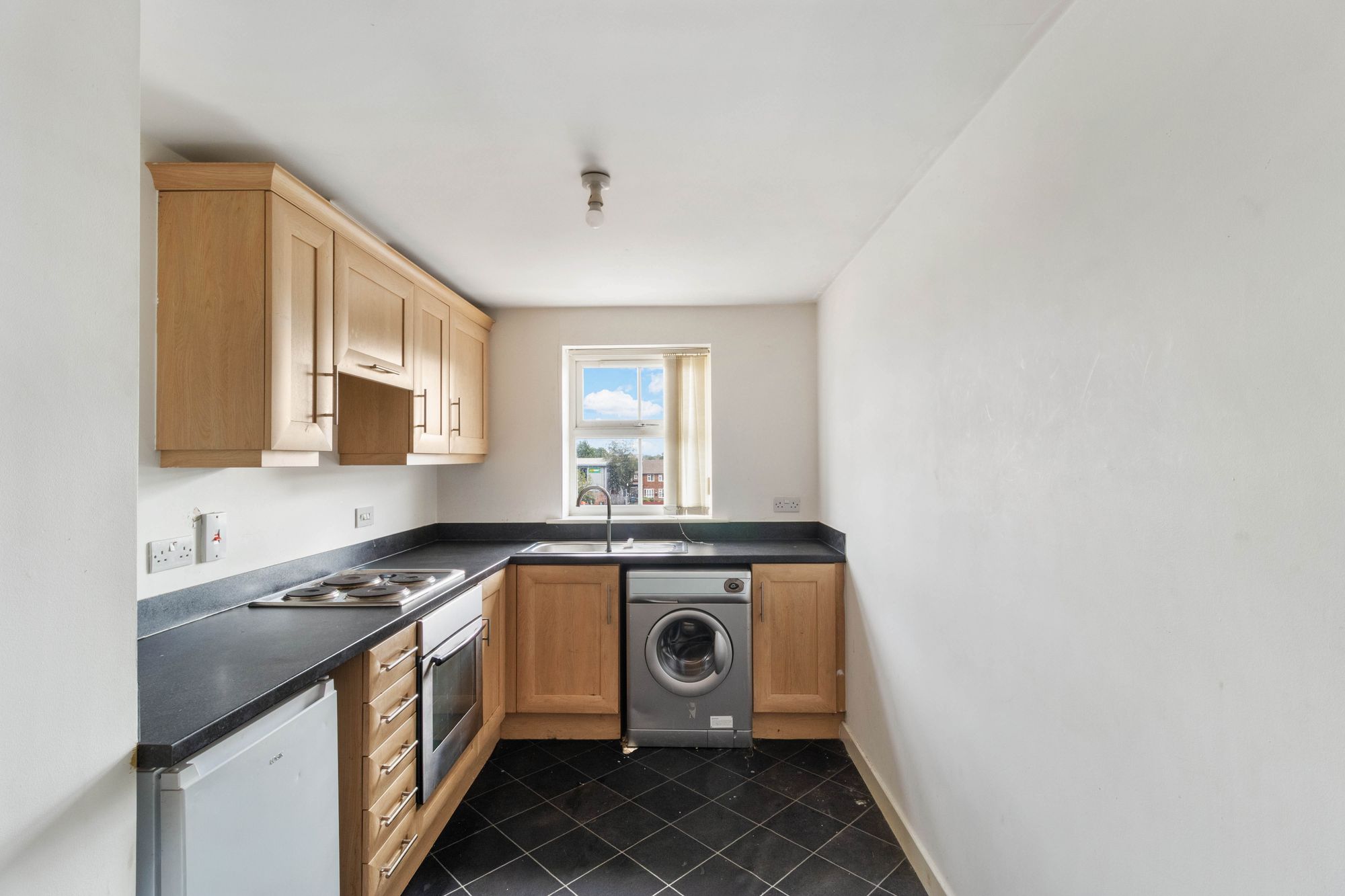 67 Ashfield Gardens, Warrington photo 4