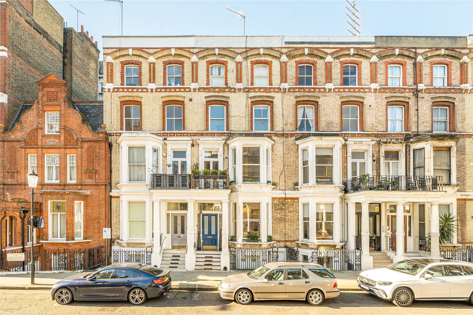 2 bedroom flat for sale 0