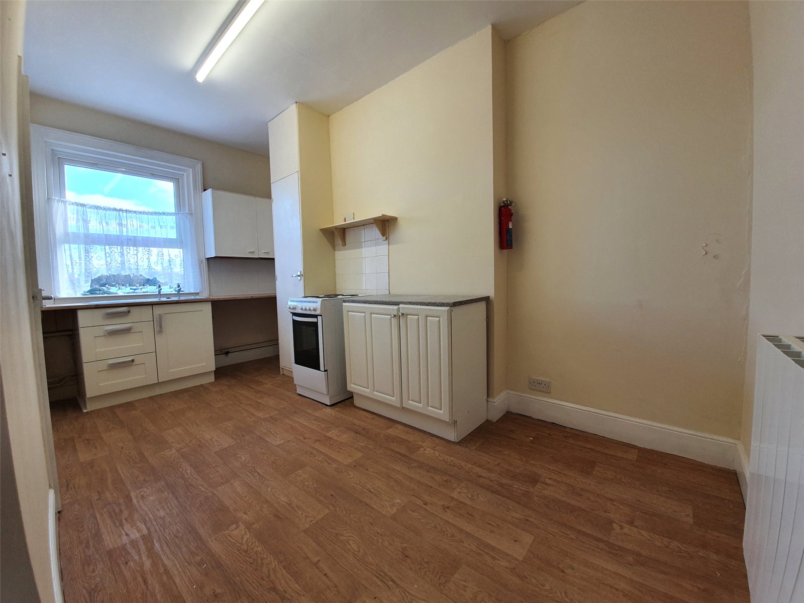 70B,, Christchurch Street, Suffolk photo 3