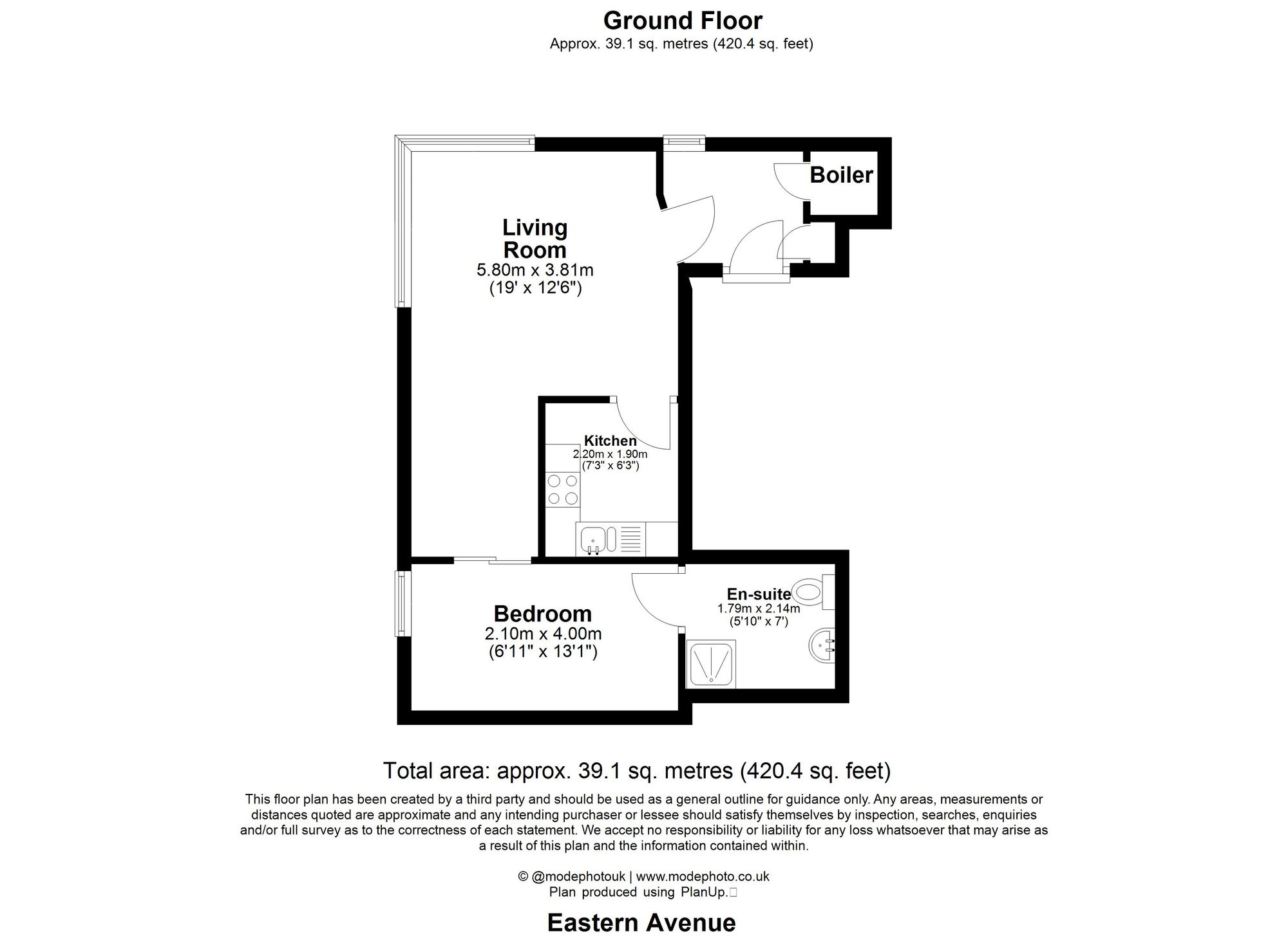 Flat 40, City Gate House 399-425 Eastern Avenue, Ilford floorplan
