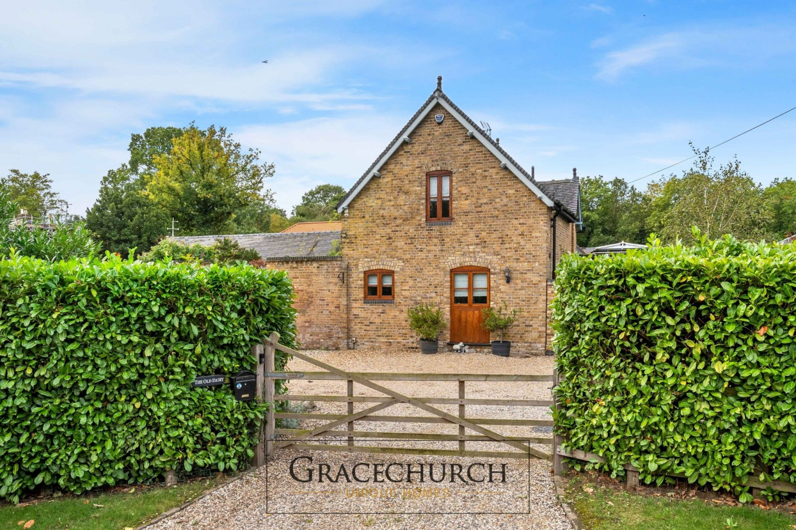 Detached, 2,077 sq ft