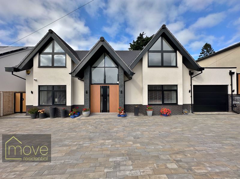 4 bedroom detached house for sale 0
