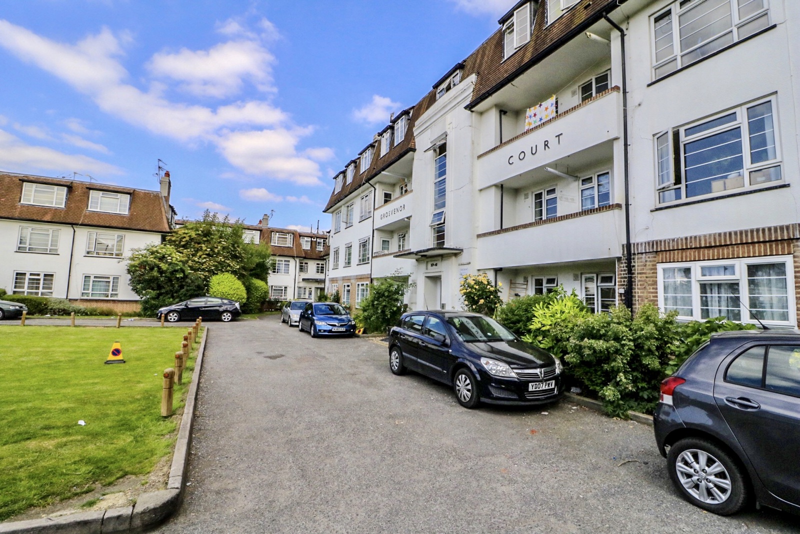 Morden, London photo 3