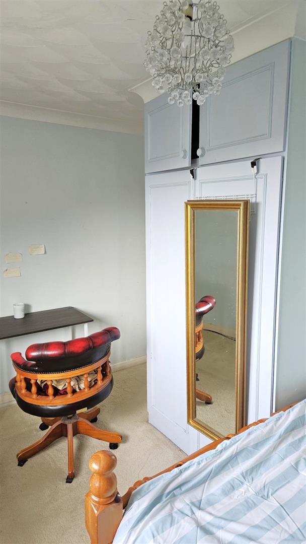 Room 1, 6 Leamington Road, Luton photo 5