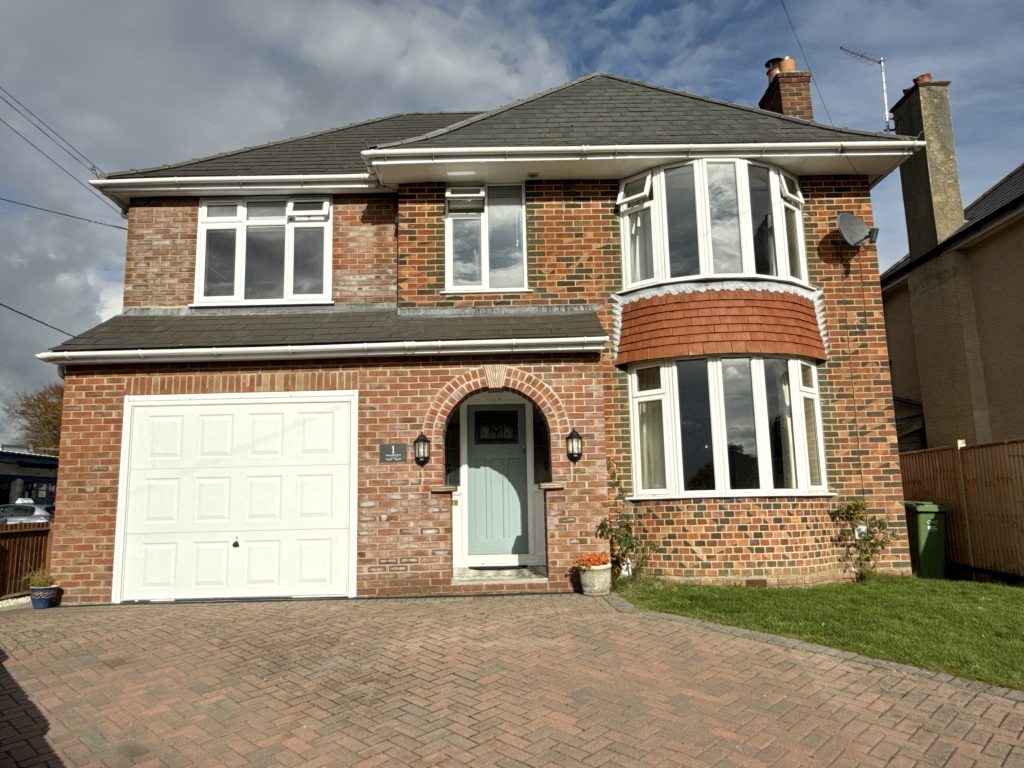 5-bed house on 1, Beaconfield Rd, Yeovil, £485,000