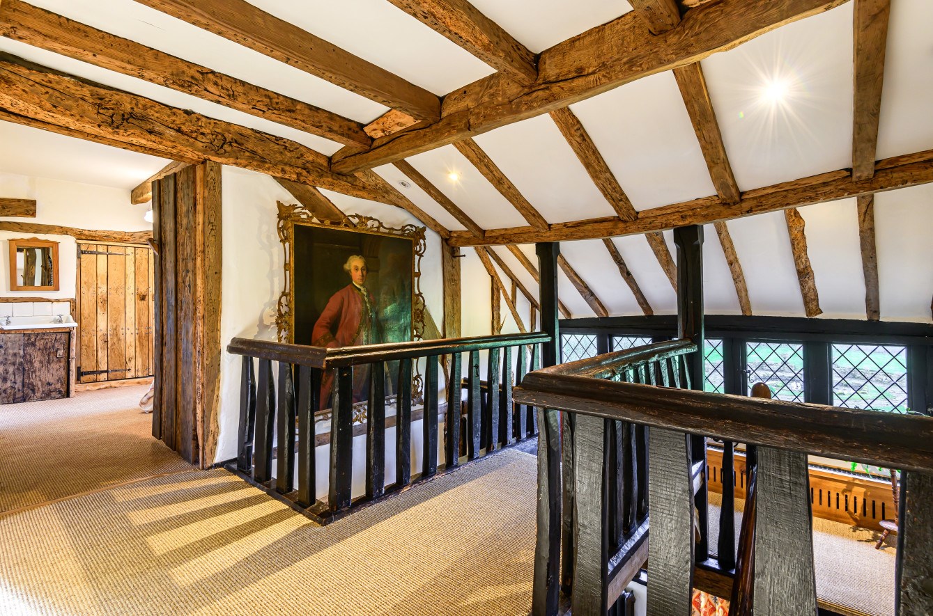 Photos of Meath Green Lane, Horley RH6 60780547 PrimeLocation