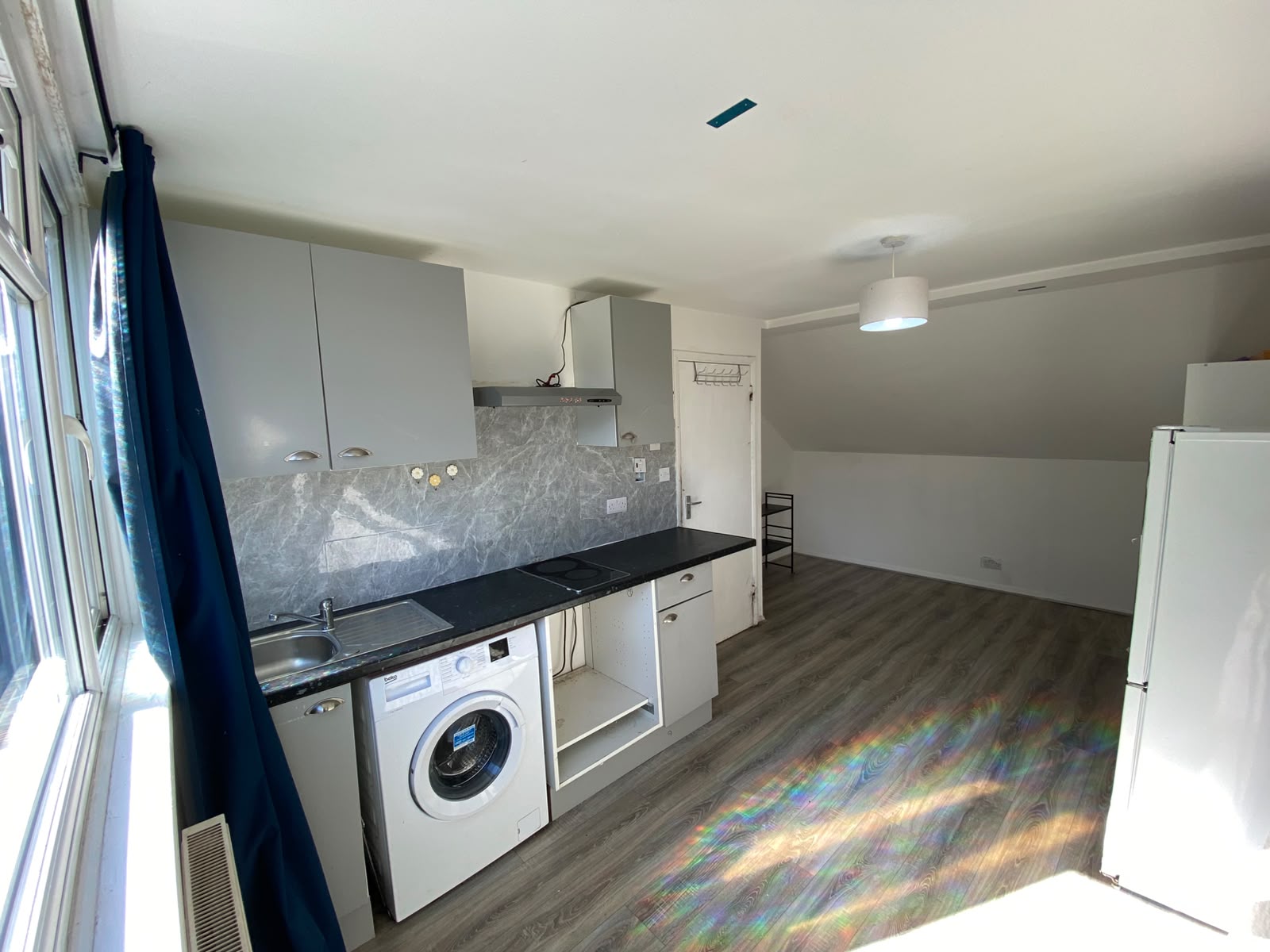 Studio flat on Warlingham Road, Thornton Heath, £1,300/mo