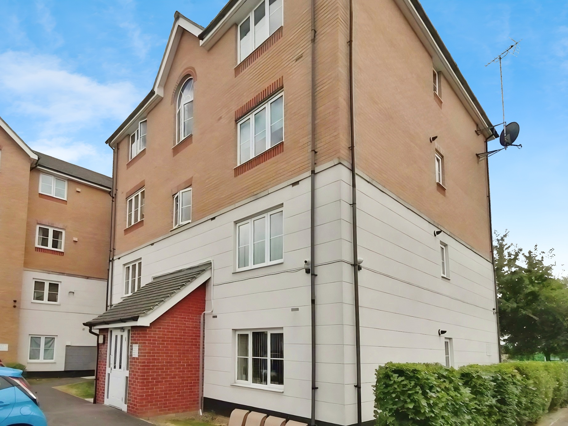 Flat 6 Lampeter House, 9, Twickenham Close, SWINDON photo 2