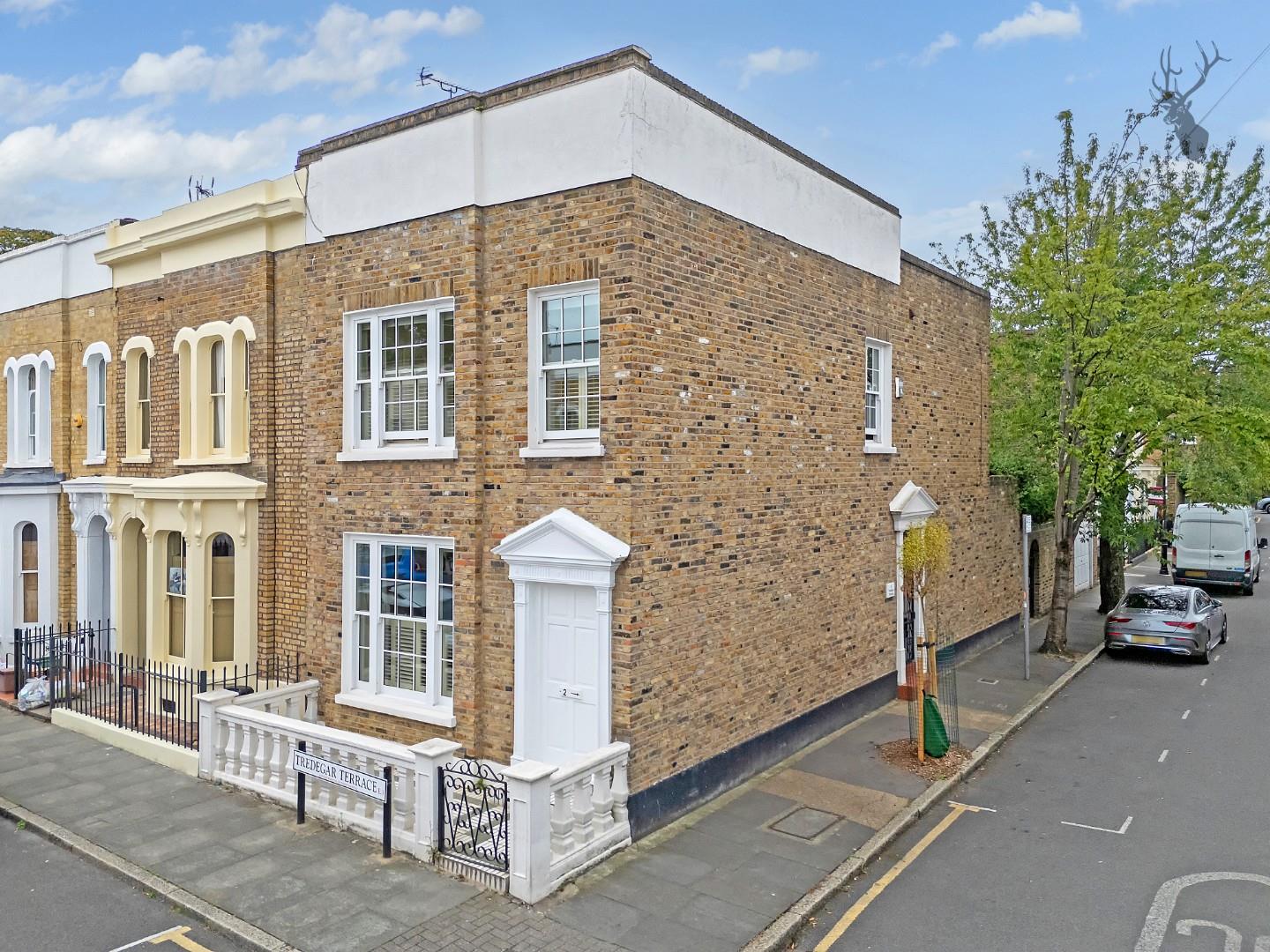 3 bedroom end terrace house for sale 0
