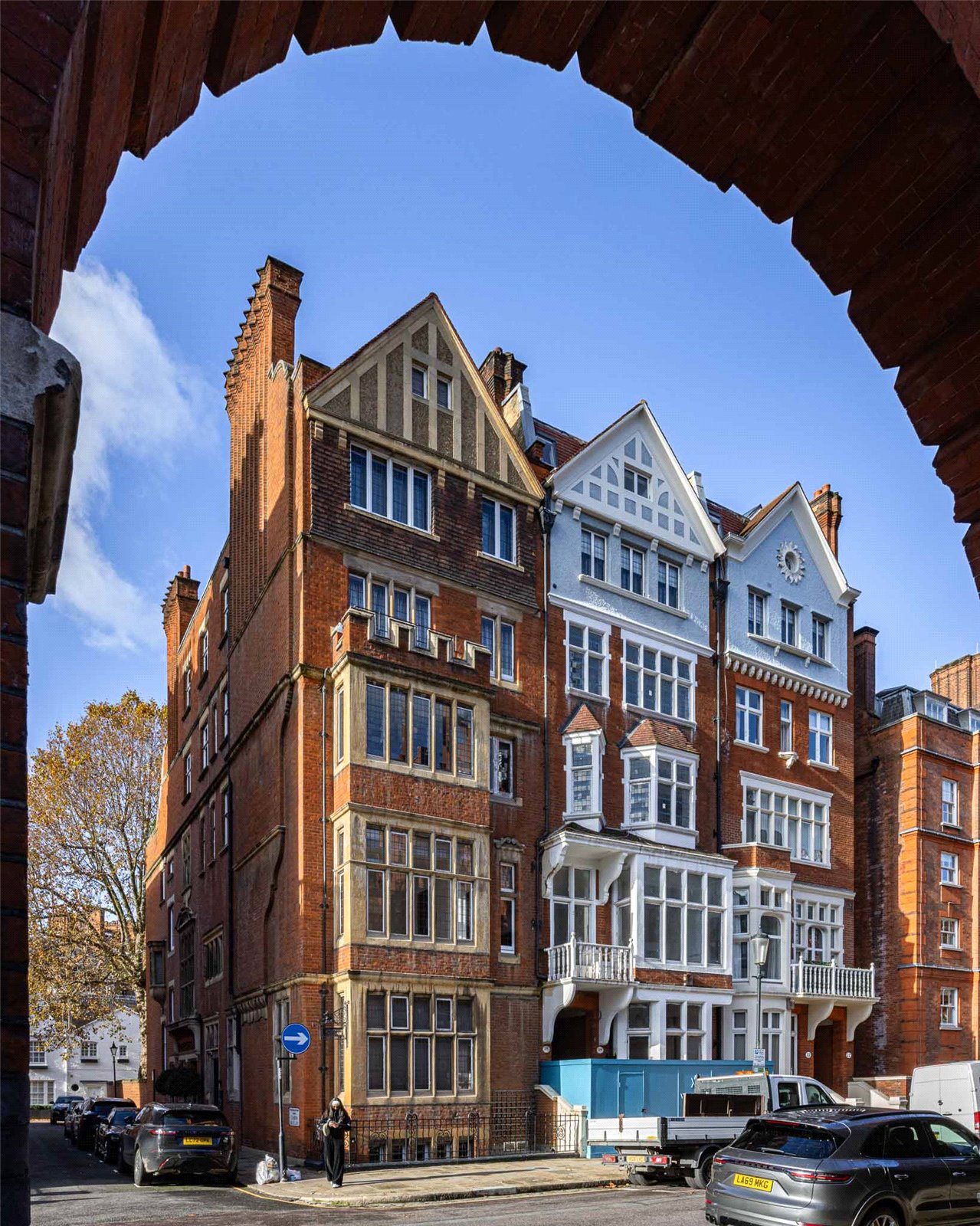 Photos of Cadogan Square, Knightsbridge, London SW1X - 66414266 ...