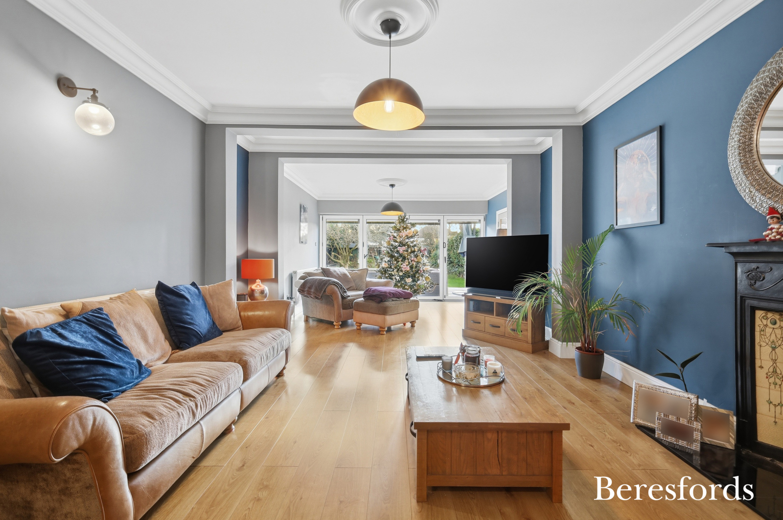 4 bedroom detached house for sale 0