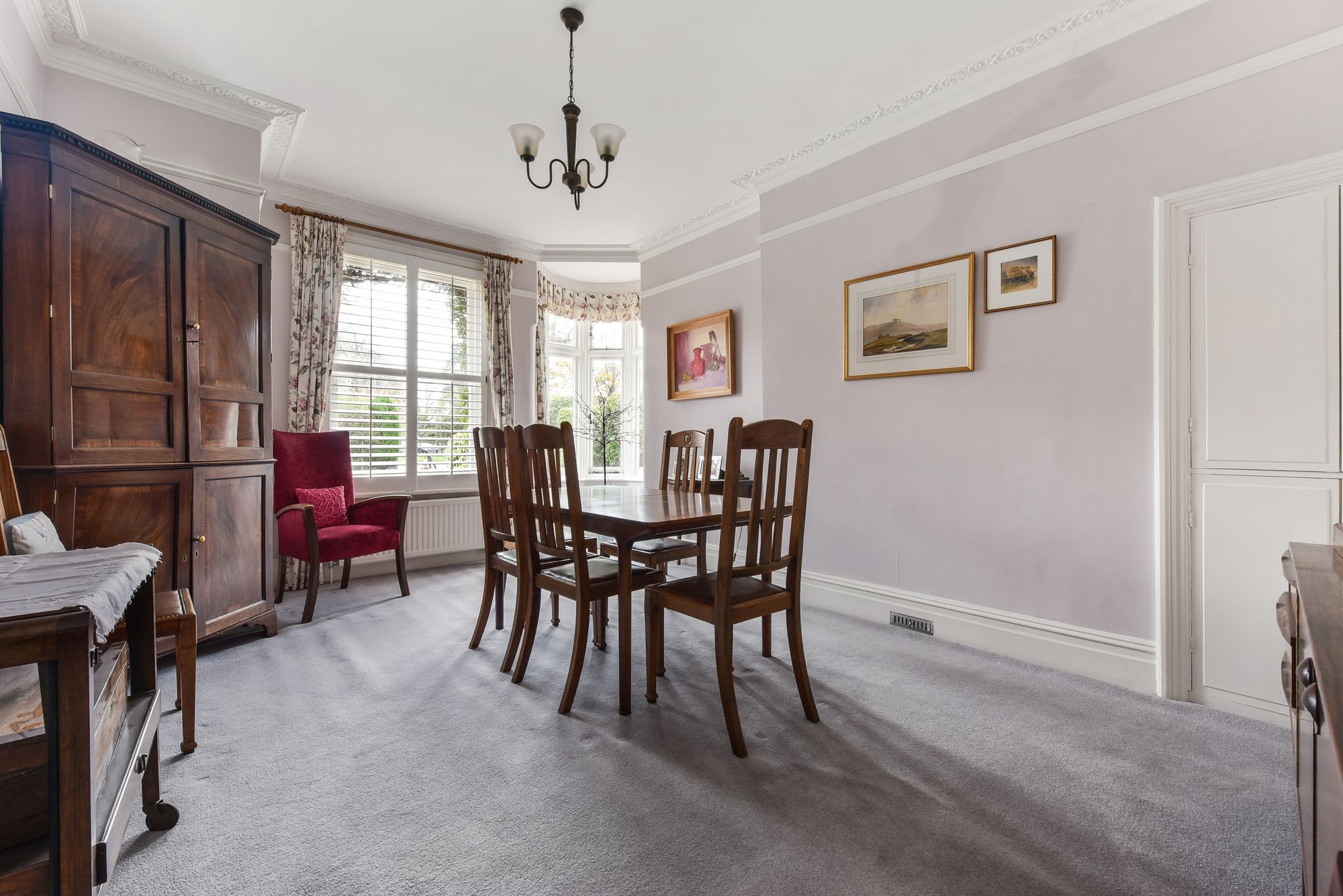 5 bedroom detached house for sale 0