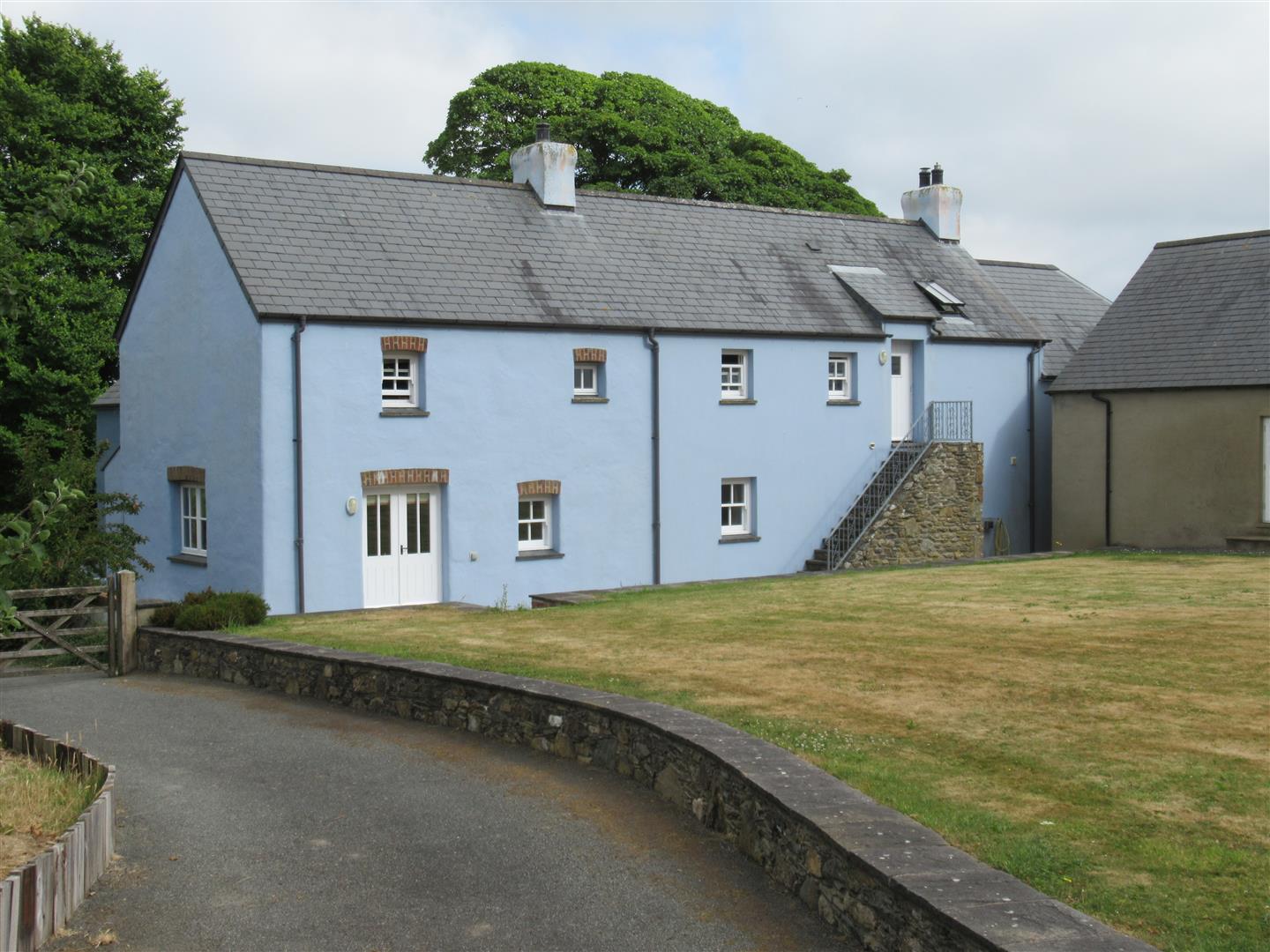 Photos of Ysguborwen, (Nr Newport), Felindre Farchog, Crymych