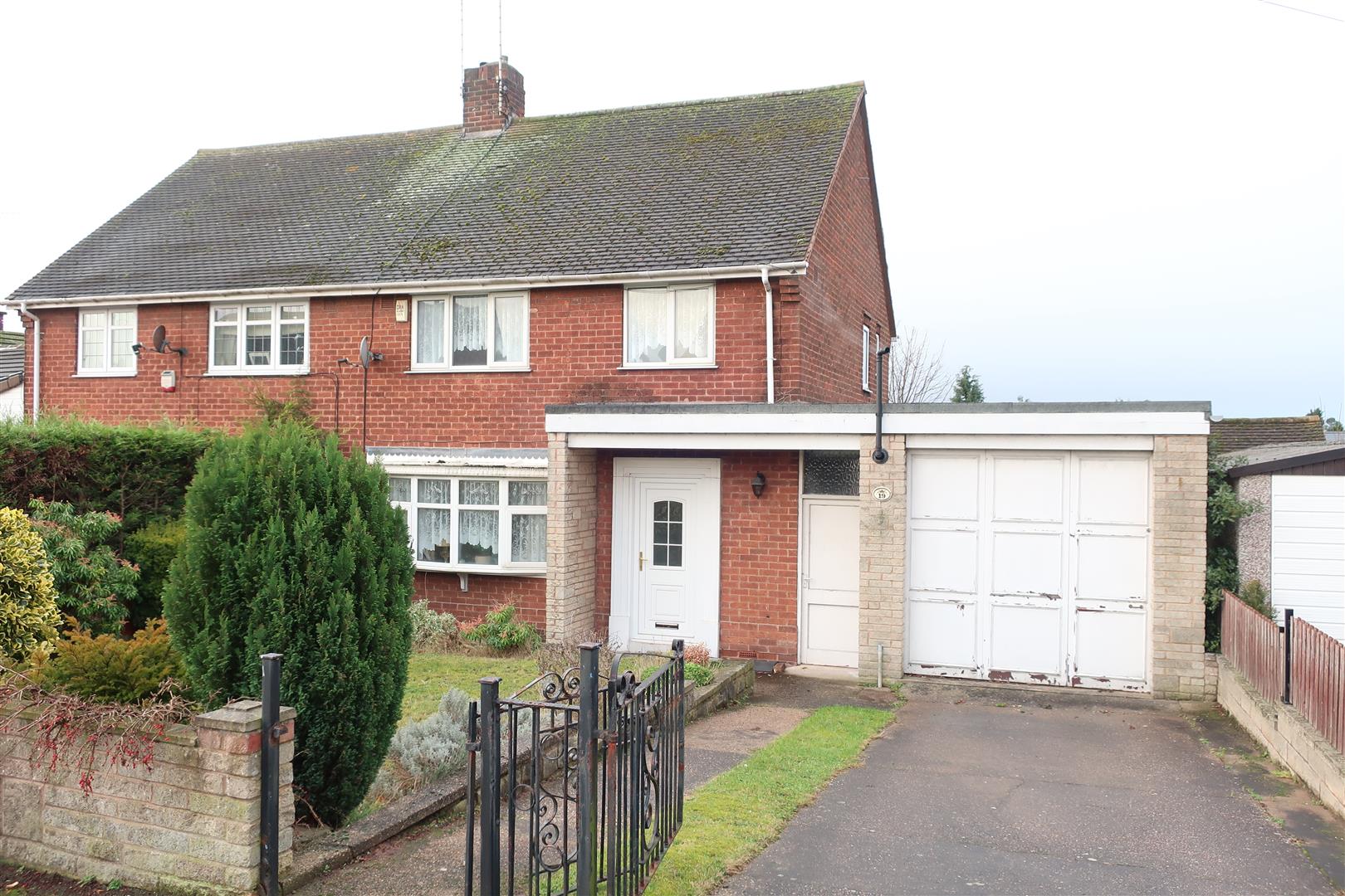 Free property report 19 Tennyson Drive, Worksop, S81 0EG Chimnie