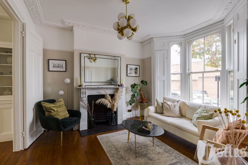 3 bedroom terraced house for sale 0