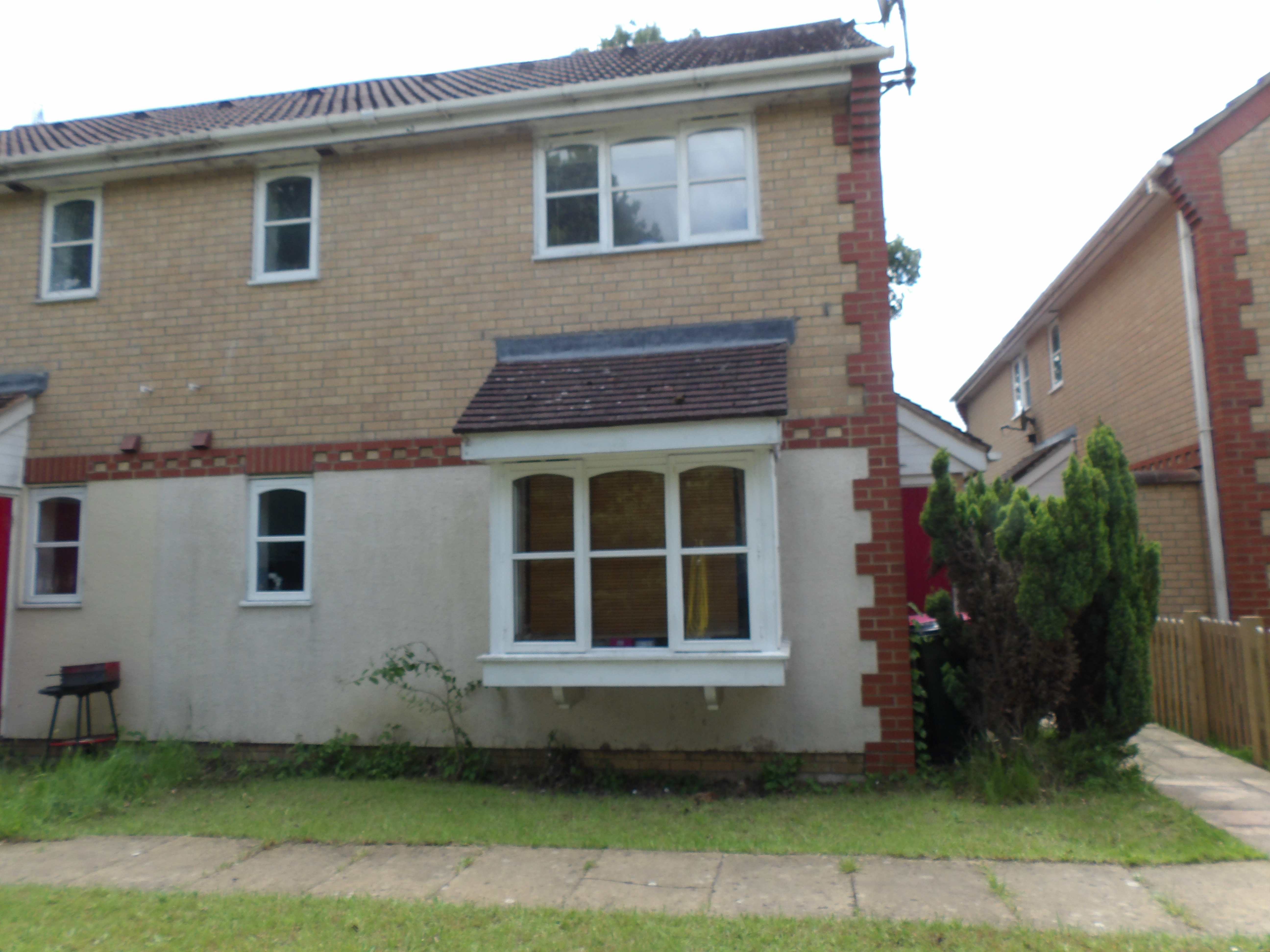 5, Crawley photo 2