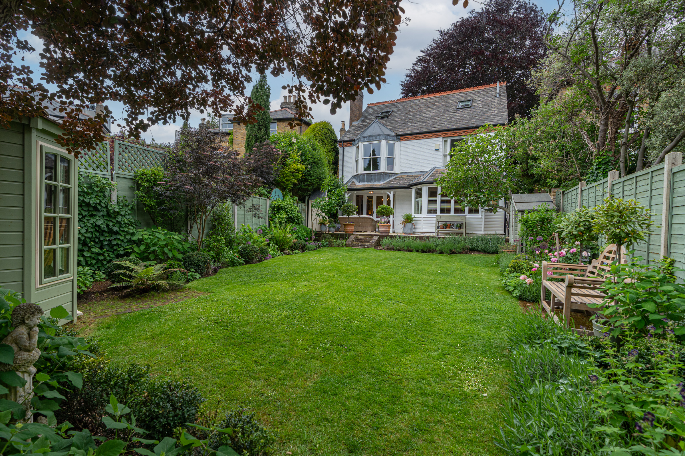 4 bedroom cottage for sale 0