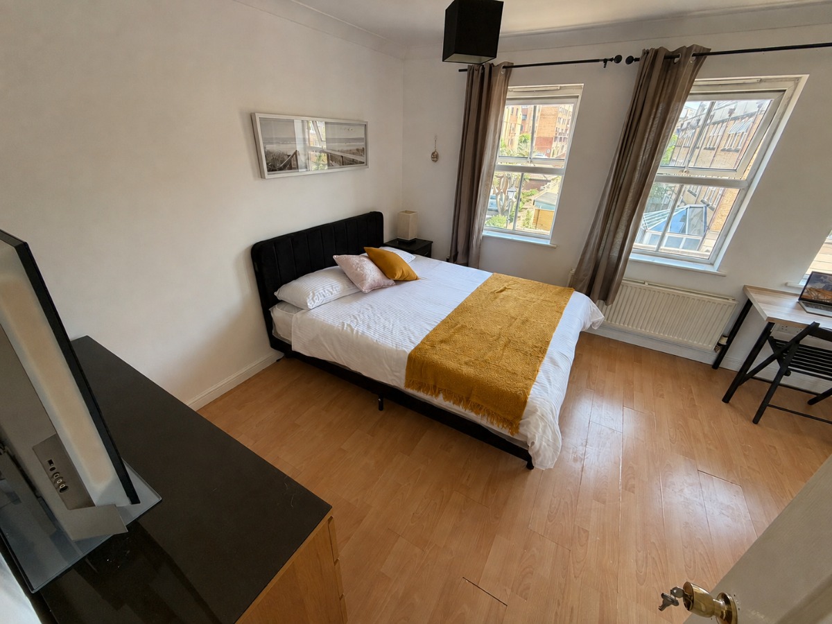 266B, Manchester Road, Canary Wharf photo 4