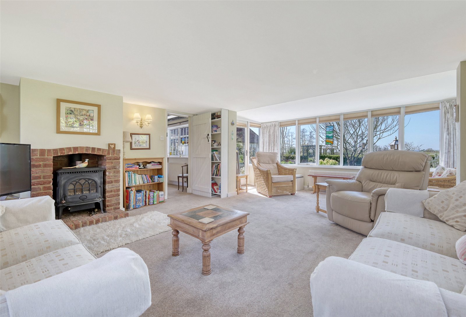 4 bedroom detached house for sale 0