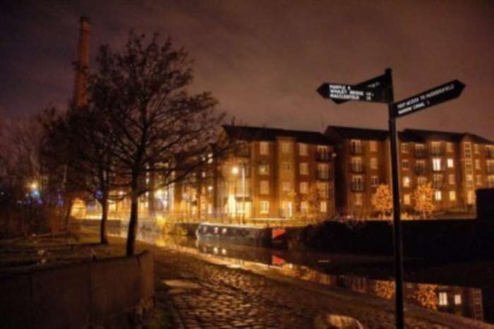 3, Canal Side Walk, Ashton Under Lyne photo 5