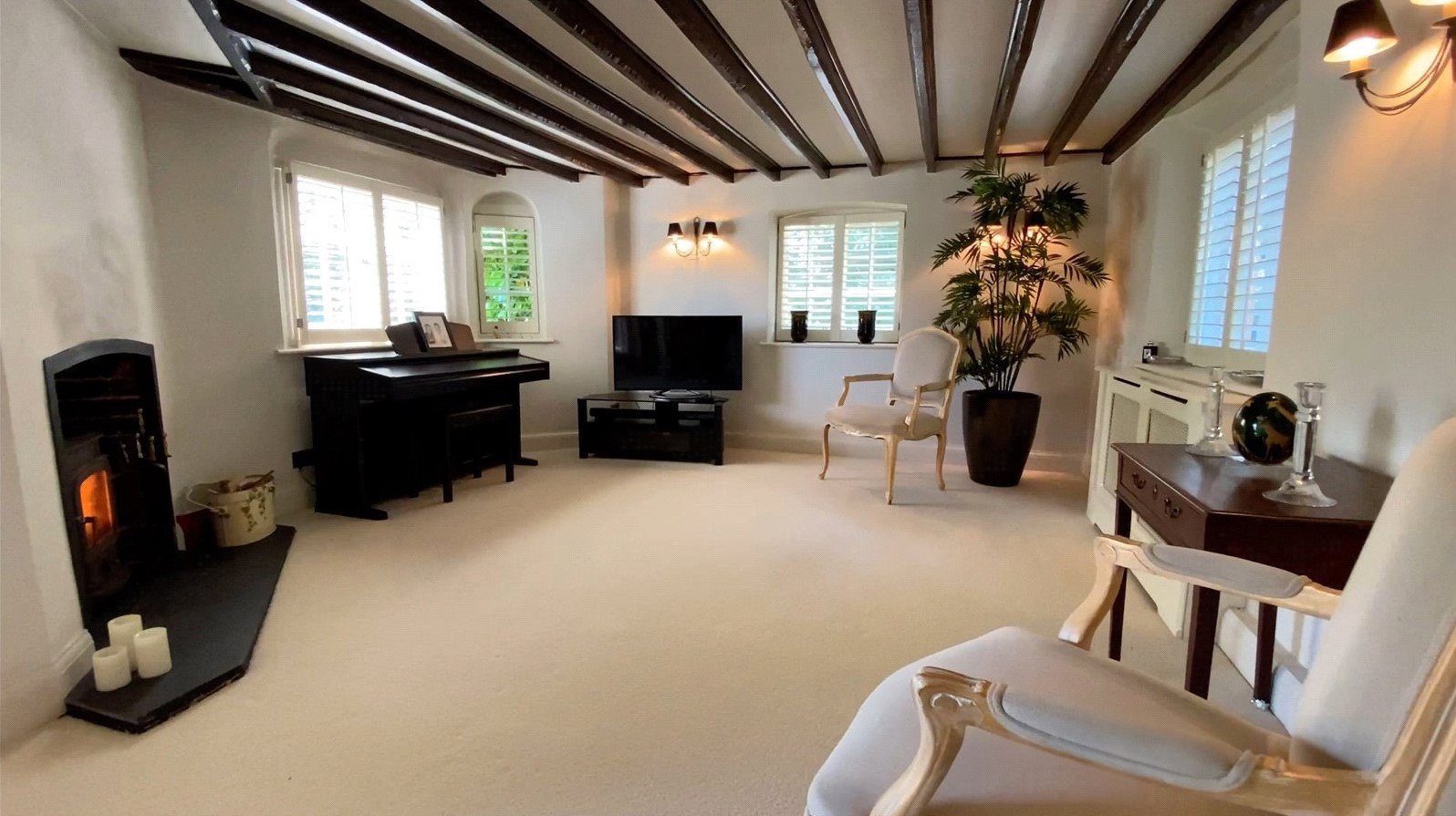 Photos of Pine Walk, East Horsley, Leatherhead, Surrey KT24 65182766