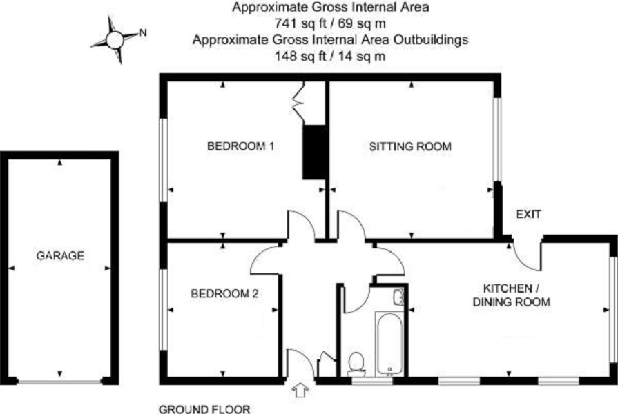 2 Bedrooms Bungalow for sale in Park Rise, Horsham, West Sussex. RH12