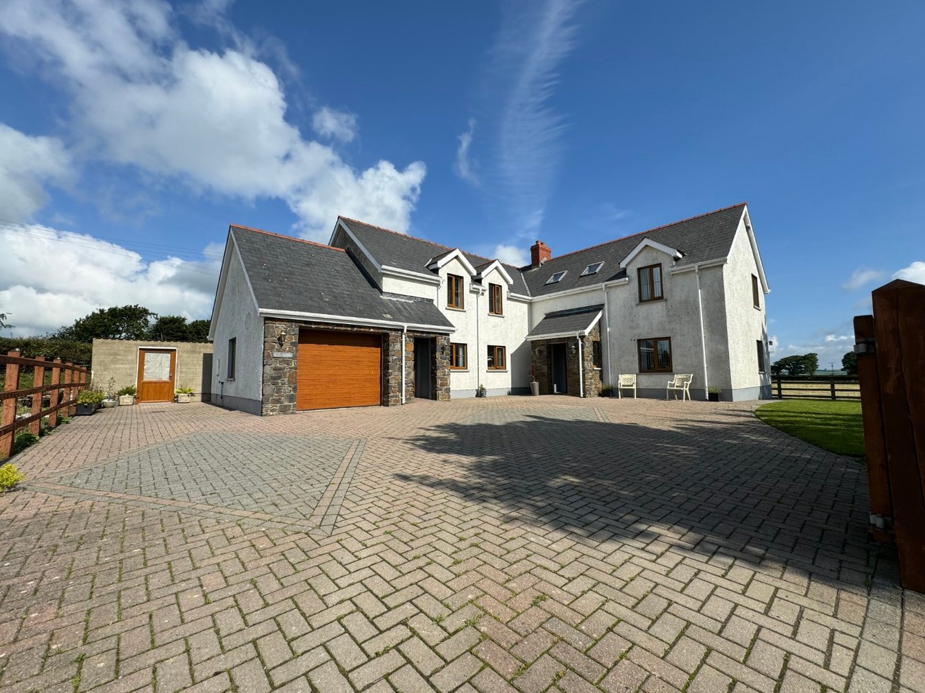 Llys Garreg, Llwyndrain, Llanfyrnach photo 3