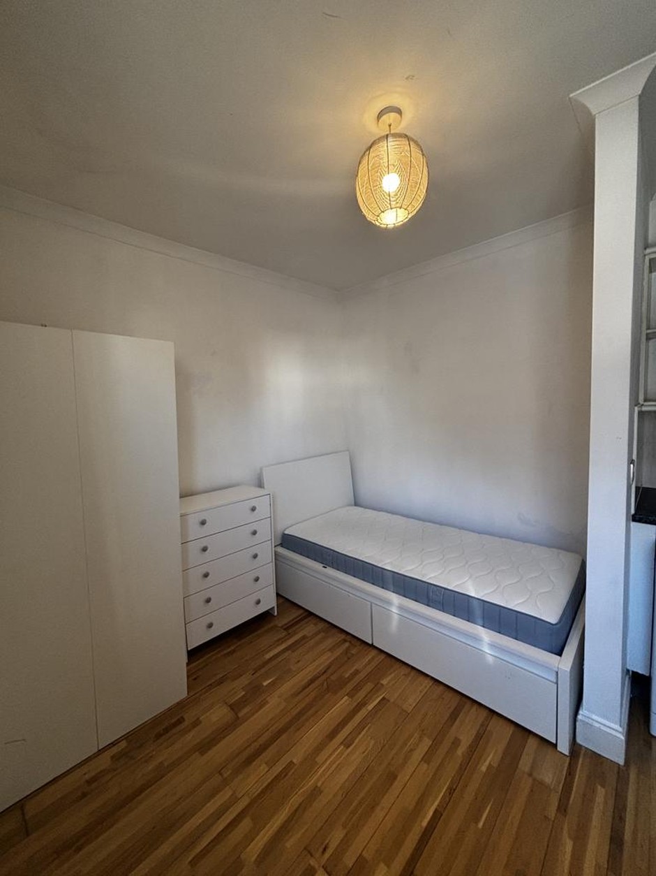 112, Kew Road, Richmond photo 5