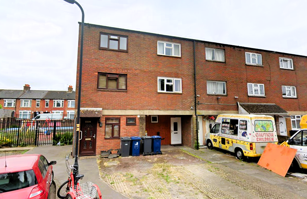 126, Western Road, Southall photo 2