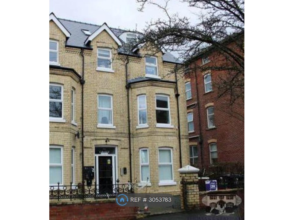 Flat, The Grove Ithon Road, Llandrindod Wells photo 2